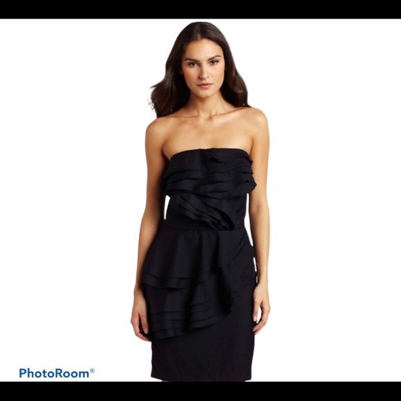 Aryn K Dresses & Skirts - ARYN K. Ruffle Strapless Dress size L